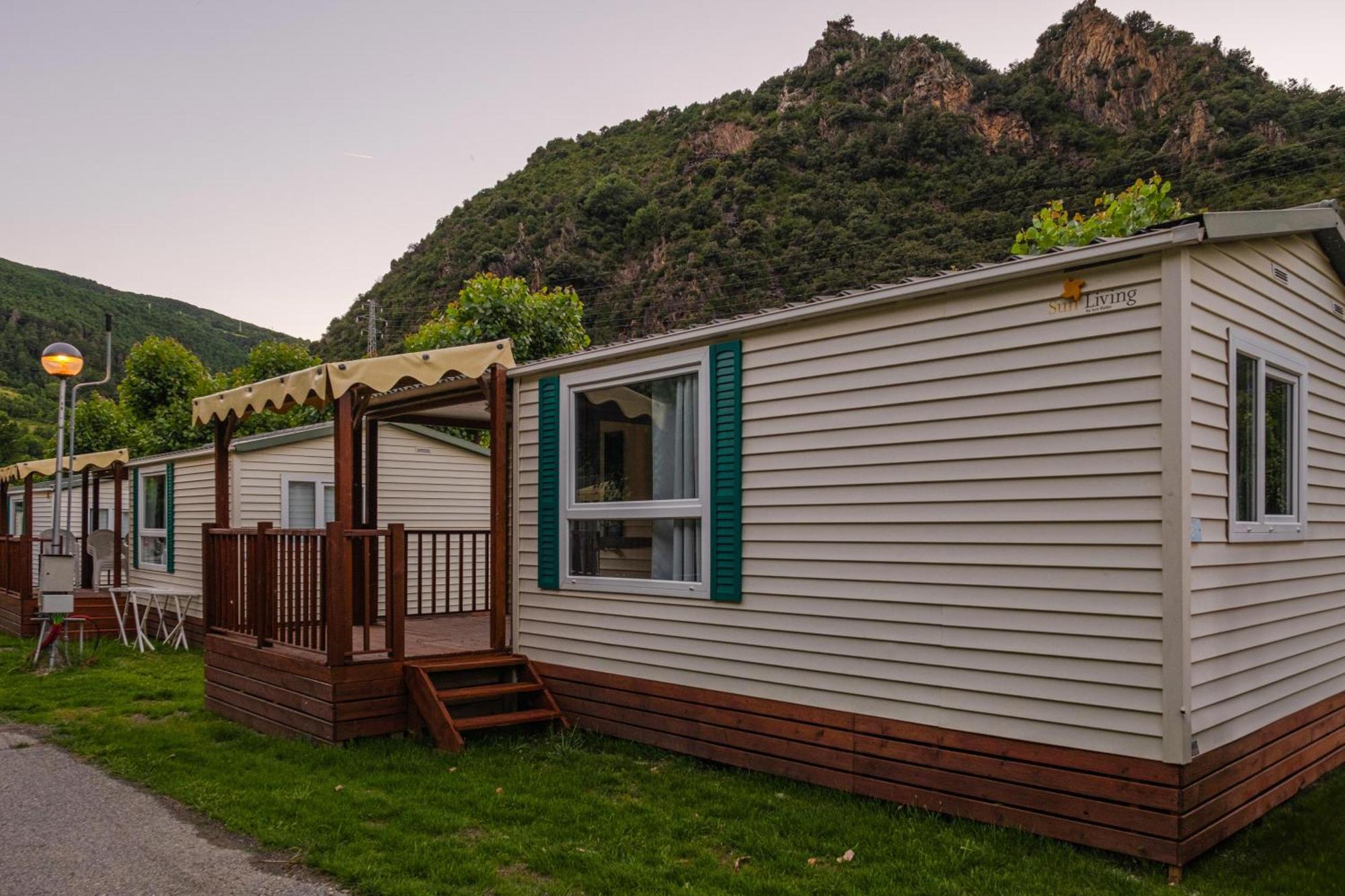 Frontera Bungalow Park Farga de Moles Екстер'єр фото