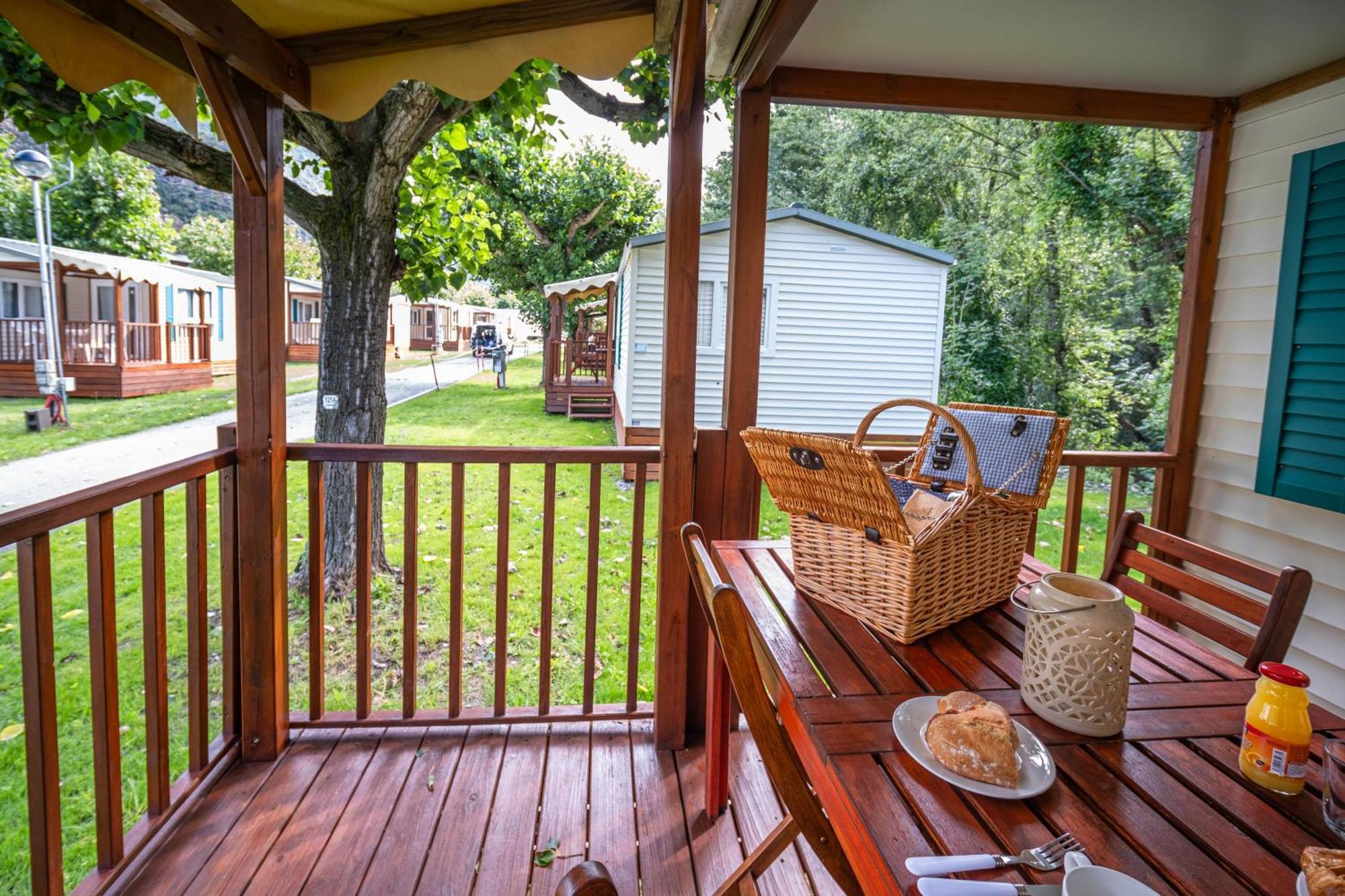 Frontera Bungalow Park Farga de Moles Екстер'єр фото