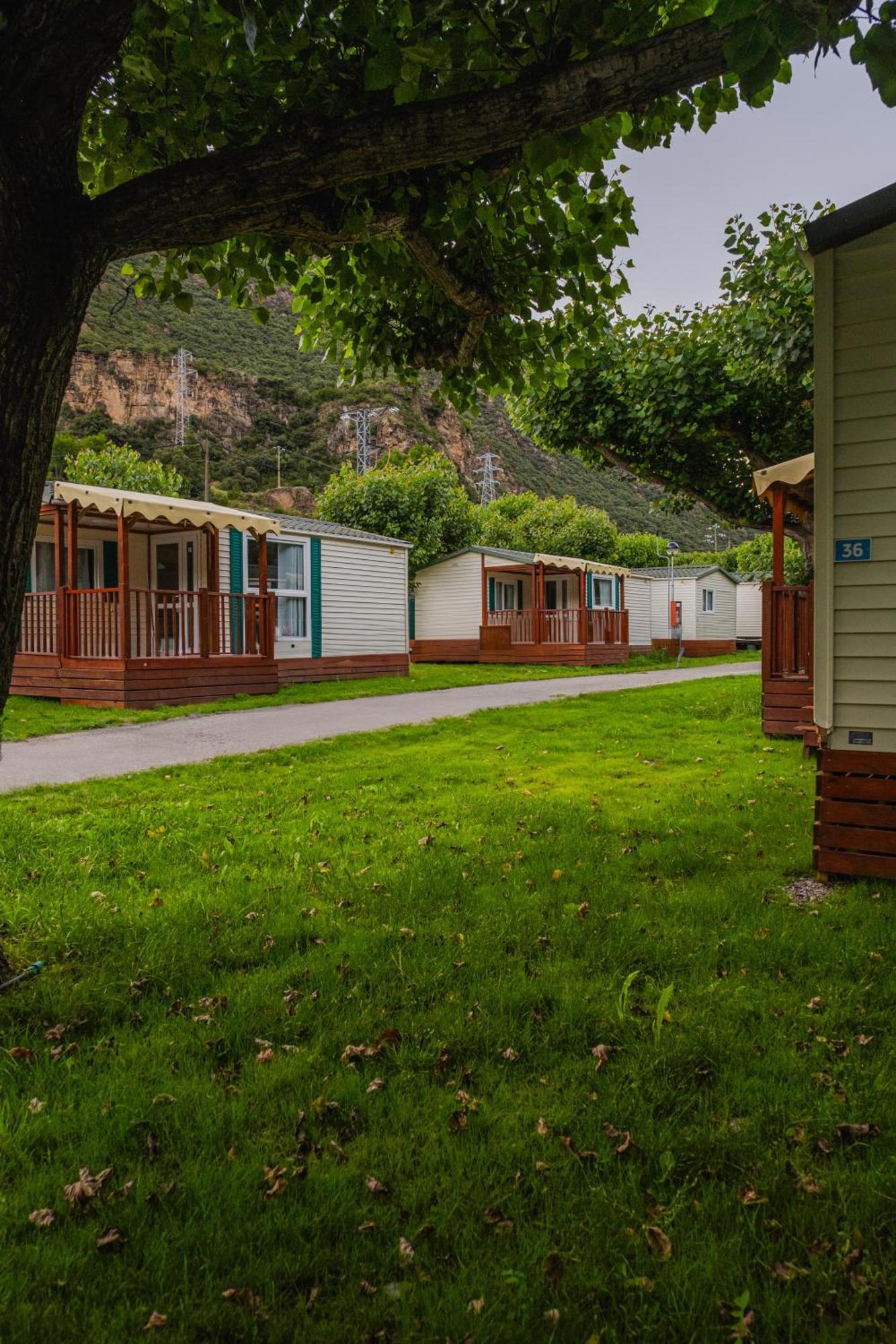 Frontera Bungalow Park Farga de Moles Екстер'єр фото