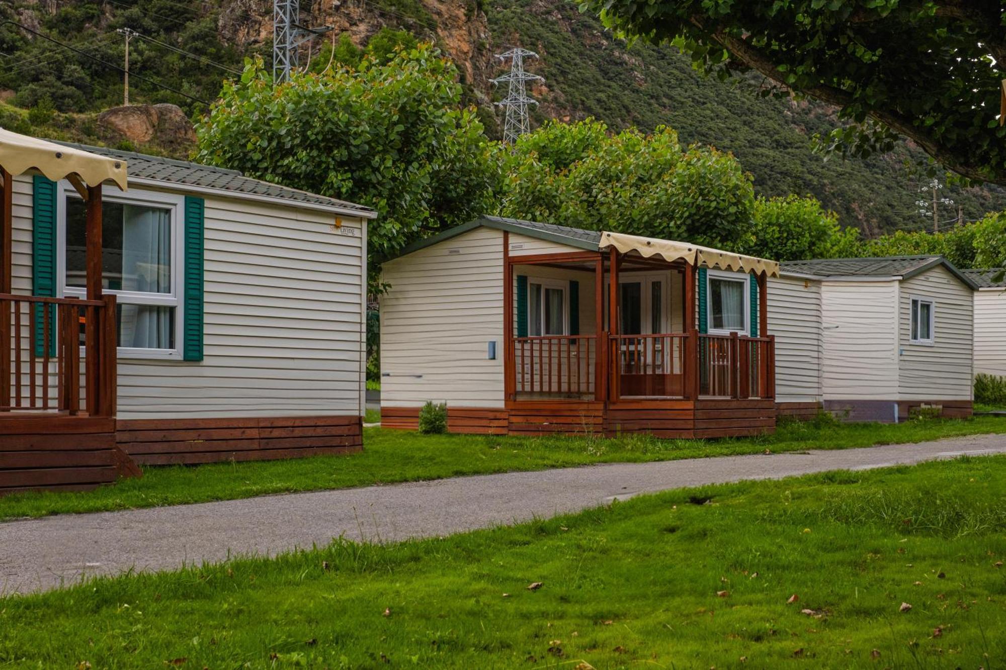 Frontera Bungalow Park Farga de Moles Екстер'єр фото